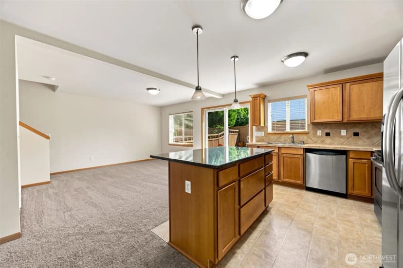 Property photo for 4363 Roxanna Loop Se, Lacey photo 6
