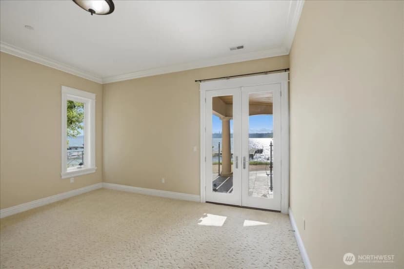 Property photo for 1465 Evergreen Point Road, Medina photo 32