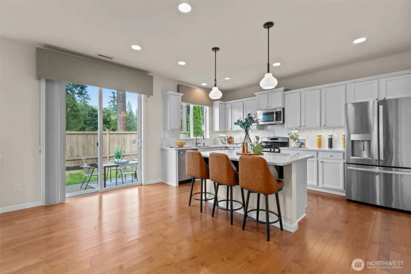 Property photo for 14225 3rd Avenue W, Everett photo 6