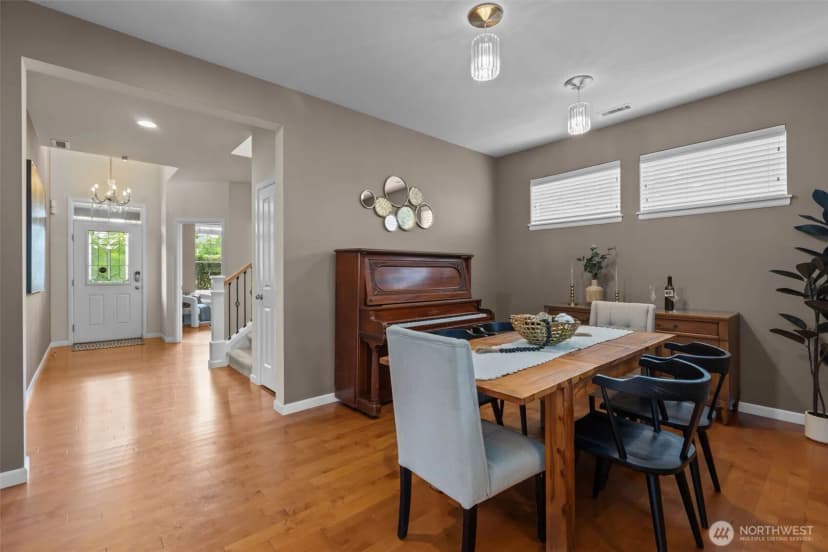 Property photo for 14225 3rd Avenue W, Everett photo 10