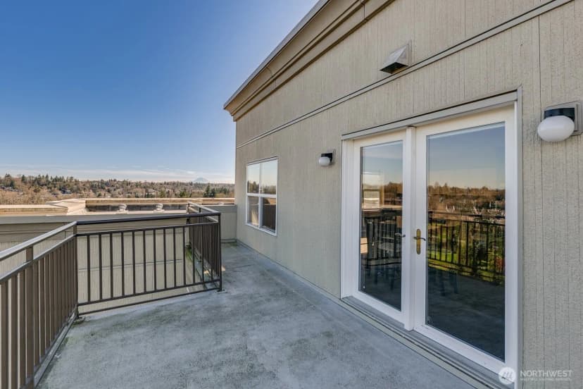 Property photo for 3221 Sw Avalon Way #201, Seattle photo 33