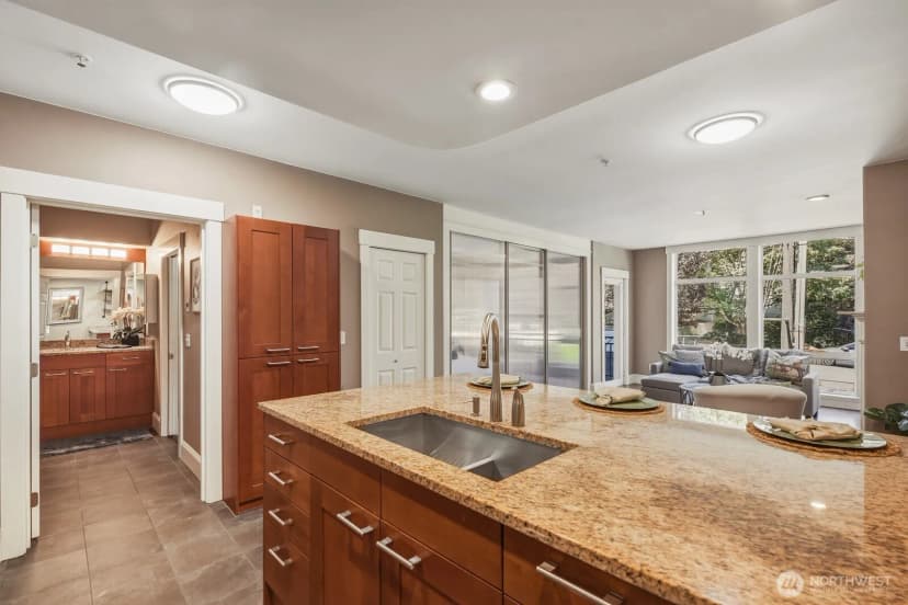 Property photo for 3221 Sw Avalon Way #201, Seattle photo 11