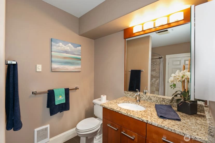 Property photo for 3221 Sw Avalon Way #201, Seattle photo 22