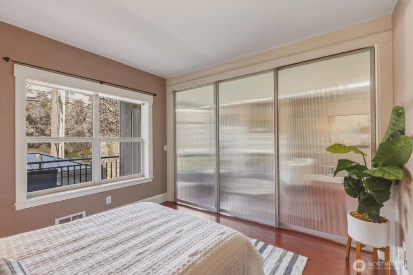Property photo for 3221 Sw Avalon Way #201, Seattle photo 15