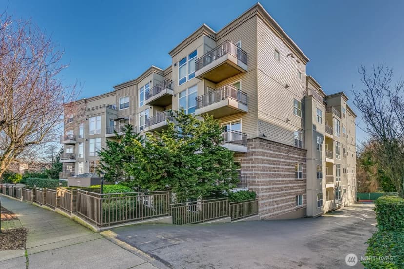 Property photo for 3221 Sw Avalon Way #201, Seattle photo 35