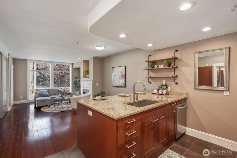 Property photo for 3221 Sw Avalon Way #201, Seattle