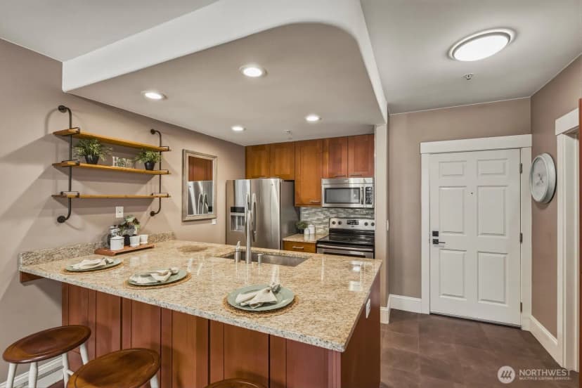 Property photo for 3221 Sw Avalon Way #201, Seattle photo 7
