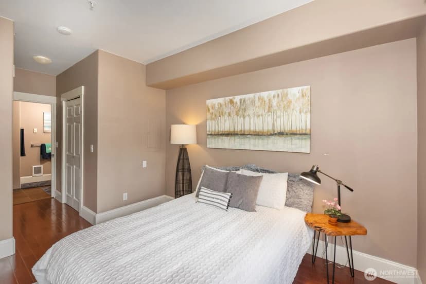 Property photo for 3221 Sw Avalon Way #201, Seattle photo 19