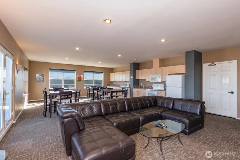 Property photo for 3221 Sw Avalon Way #201, Seattle photo 29