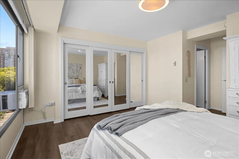 Property photo for 1221 Minor Avenue #803, Seattle photo 20