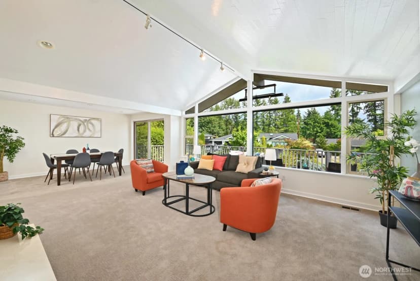 Property photo for 17236 Ne 6th Place, Bellevue photo 6