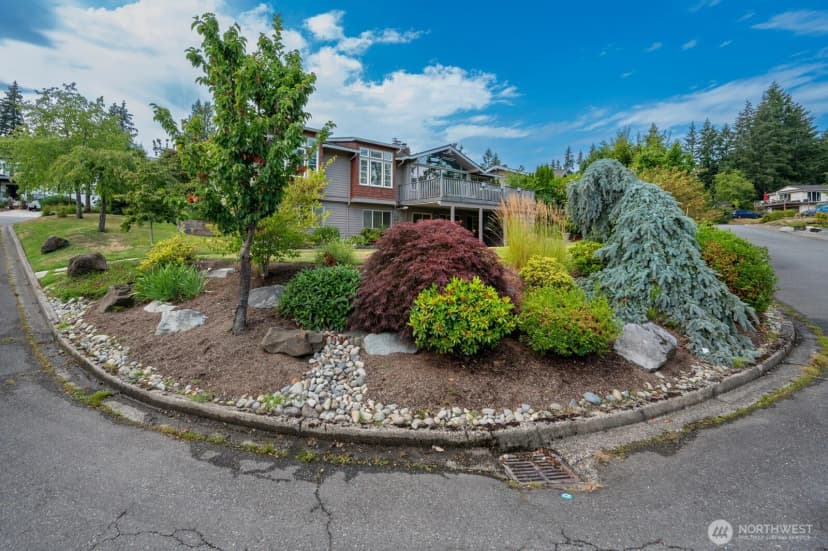 Property photo for 17236 Ne 6th Place, Bellevue photo 32