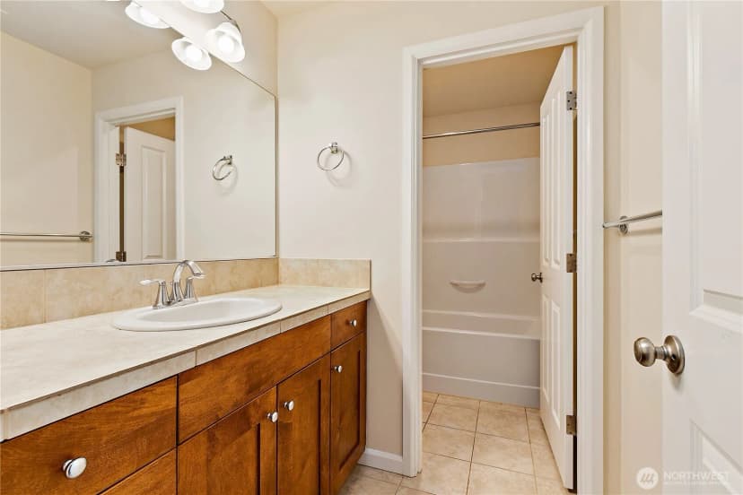 Property photo for 16216 Se 140th Street, Renton photo 25