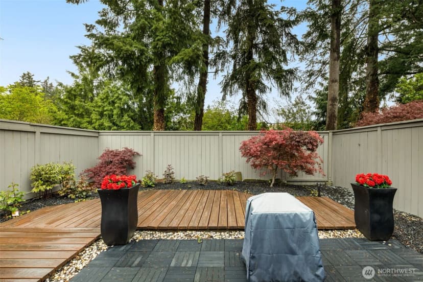 Property photo for 14226 Ne 2nd Place #65, Bellevue photo 32