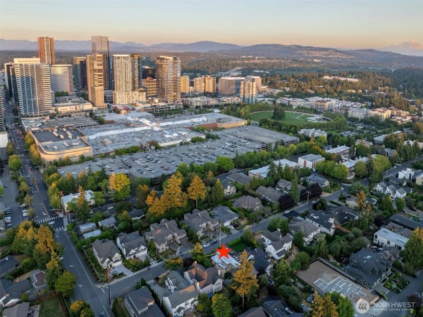 Property photo for 719 99th Avenue Ne, Bellevue photo 40