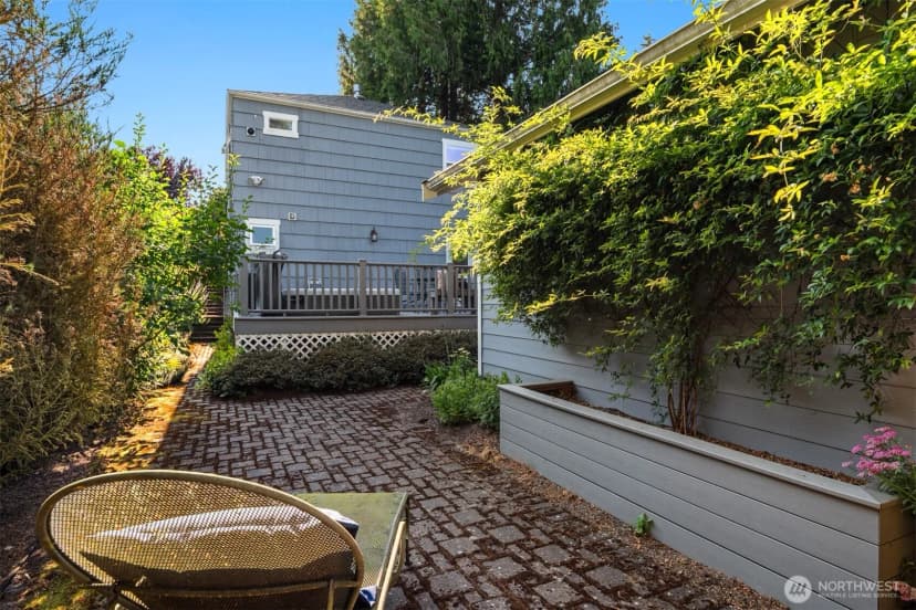 Property photo for 8538 19th Avenue Nw, Seattle photo 31