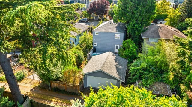 Property photo for 8538 19th Avenue Nw, Seattle photo 5