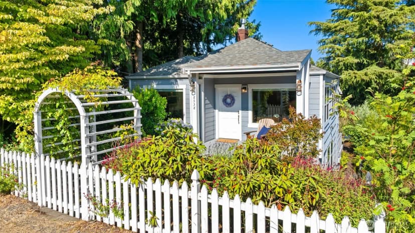 Property photo for 8538 19th Avenue Nw, Seattle
