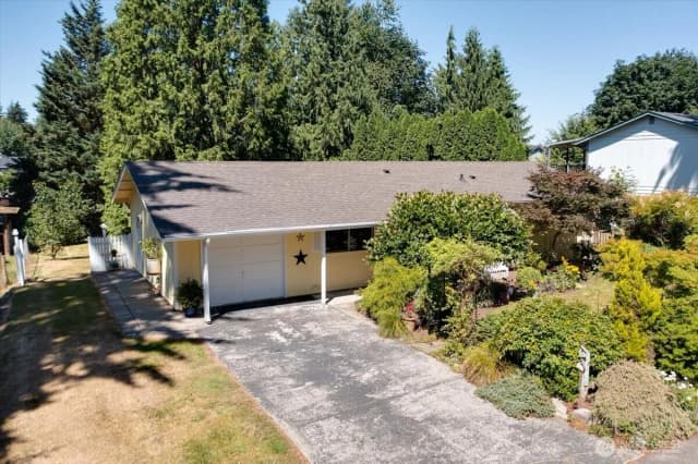 Property photo for 1816 113th Drive Se, Lake Stevens photo 2