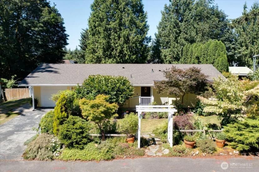 Property photo for 1816 113th Drive Se, Lake Stevens