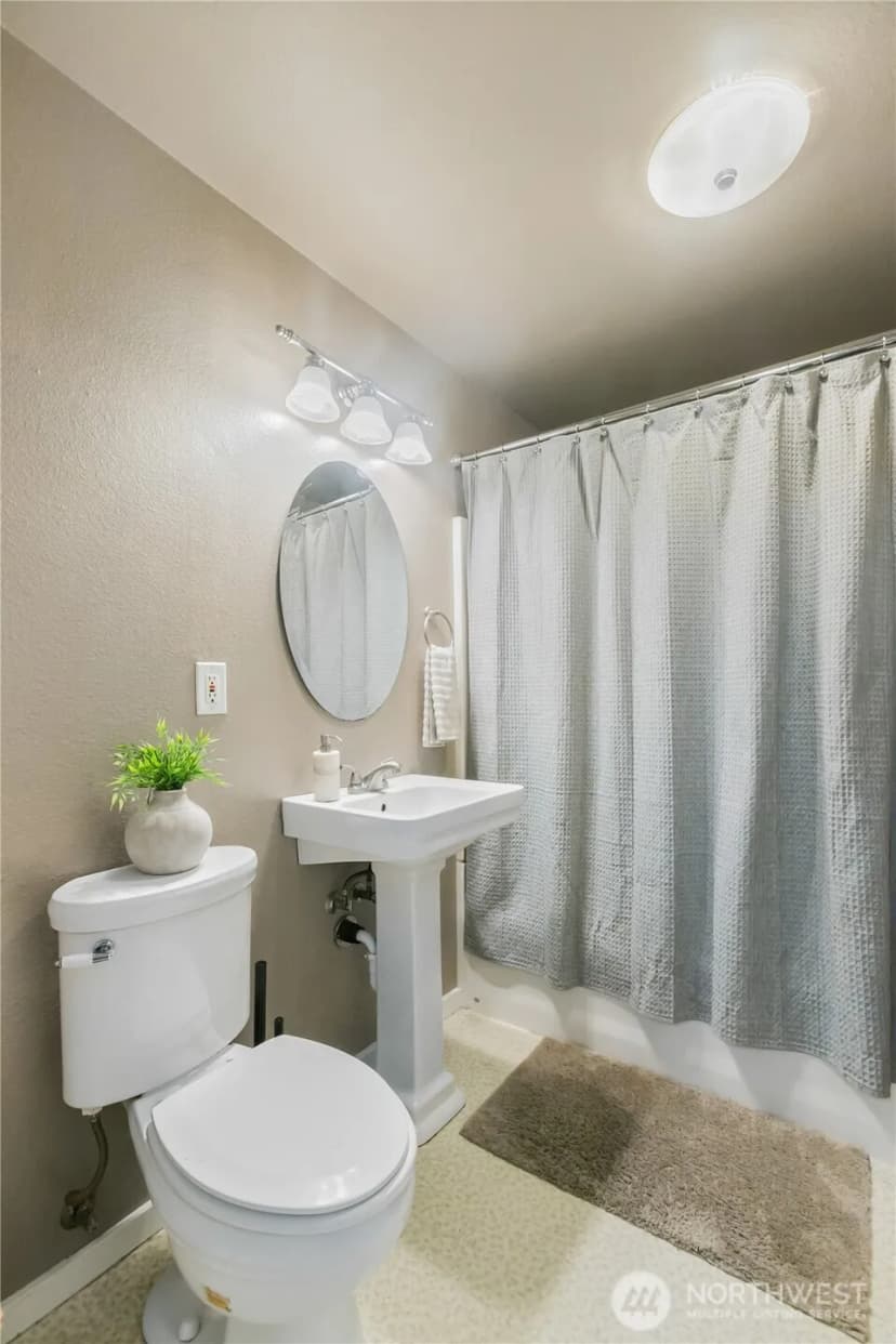 Property photo for 1918 Gregory Way, Bremerton photo 20