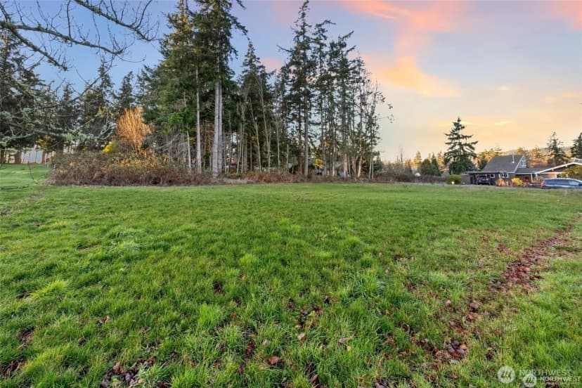 Property photo for 2378 Discovery Place, Langley photo 3