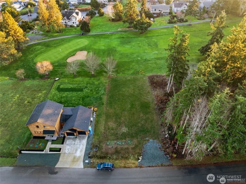 Property photo for 2378 Discovery Place, Langley photo 7