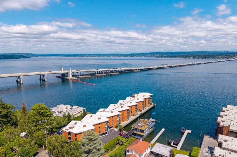 Property photo for 2360 43rd Ave E #404, Seattle photo 28