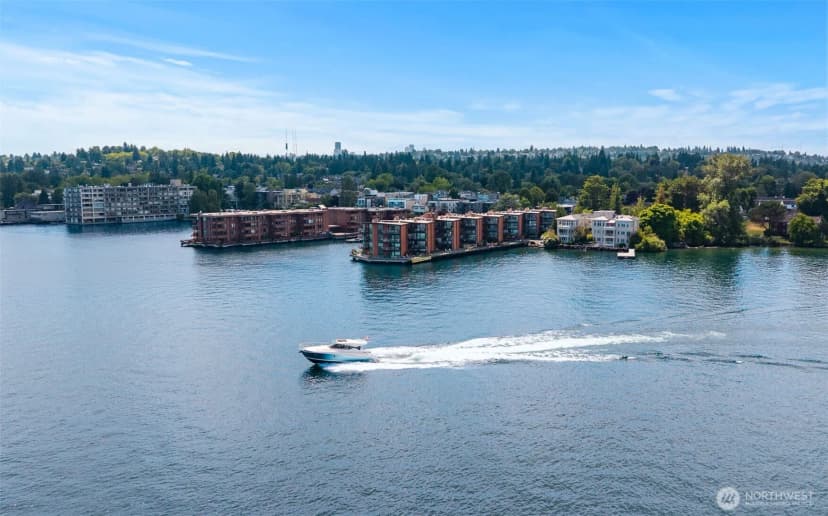 Property photo for 2360 43rd Ave E #404, Seattle photo 34