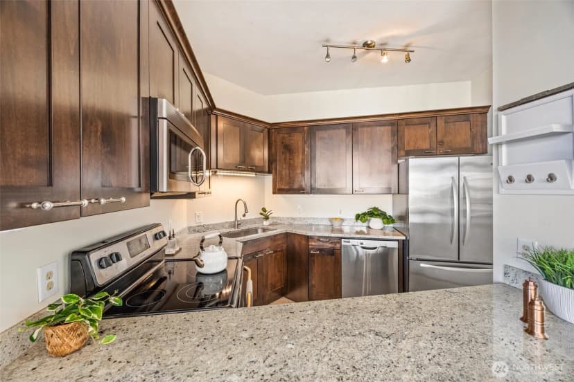 Property photo for 2360 43rd Ave E #404, Seattle photo 10