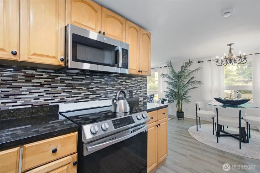 Property photo for 12231 46th Avenue S, Tukwila photo 11