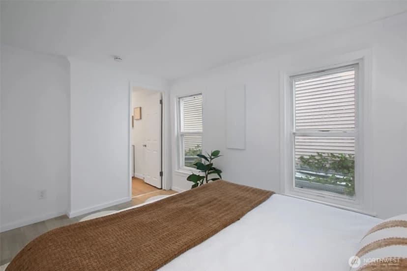 Property photo for 12231 46th Avenue S, Tukwila photo 17
