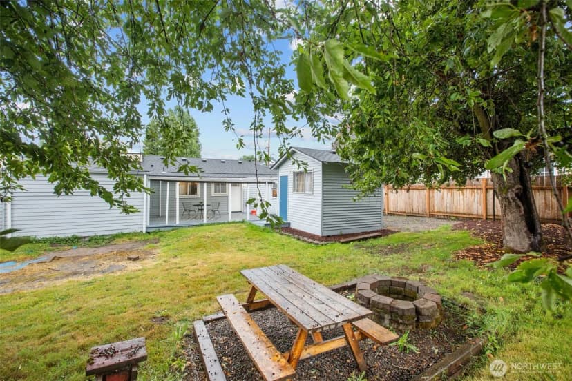 Property photo for 12231 46th Avenue S, Tukwila photo 36