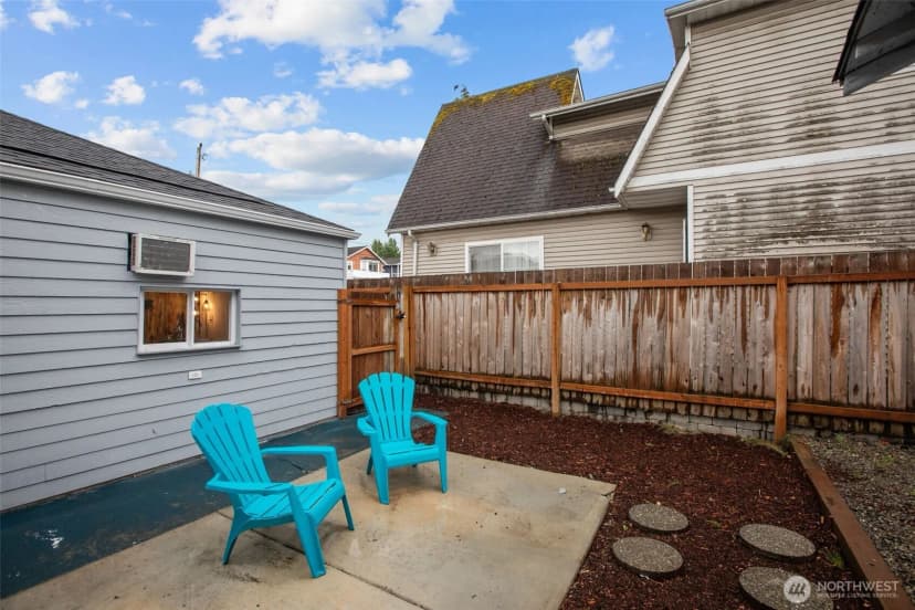 Property photo for 12231 46th Avenue S, Tukwila photo 38