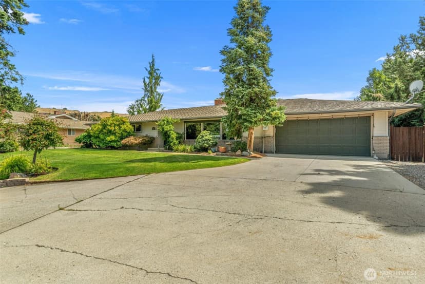 Property photo for 1677 Eastmont Avenue, East Wenatchee photo 33