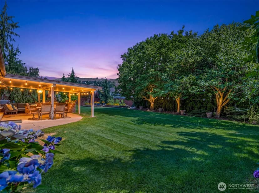 Property photo for 1677 Eastmont Avenue, East Wenatchee photo 26