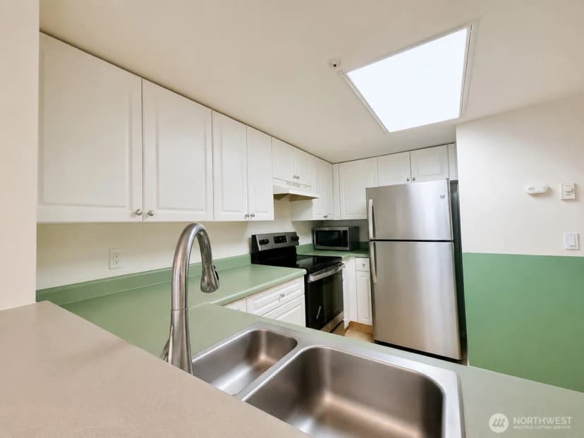Property photo for 23319 Cedar Way #k203, Mountlake Terrace photo 6