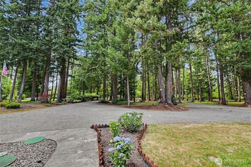Property photo for 33913 4th Avenue E, Roy photo 6