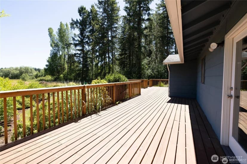 Property photo for 33913 4th Avenue E, Roy photo 25