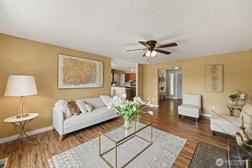 Property photo for 33913 4th Avenue E, Roy photo 12