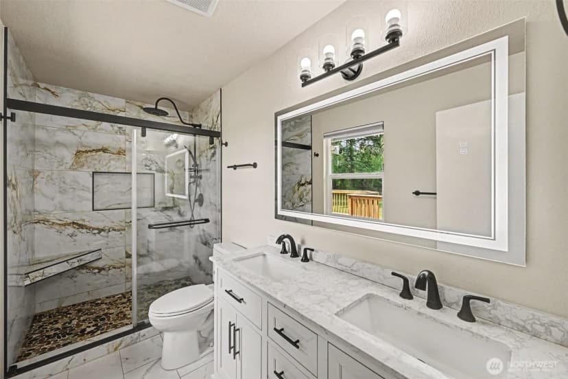 Property photo for 33913 4th Avenue E, Roy photo 20