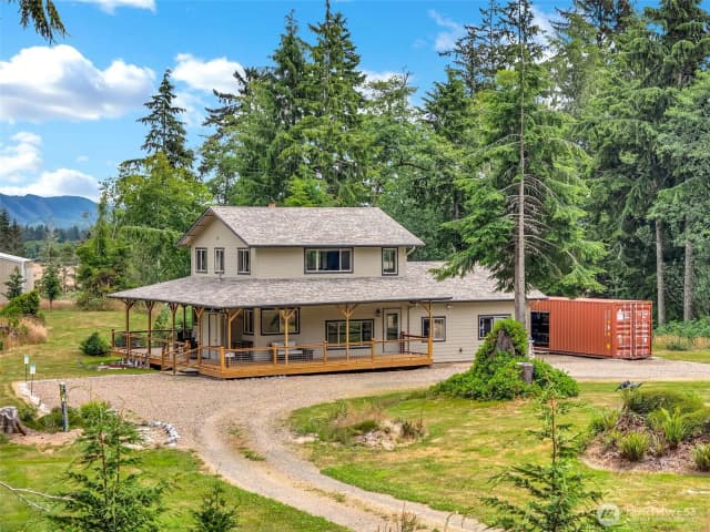 Property photo for 2902 Foxglove Lane, Ilwaco