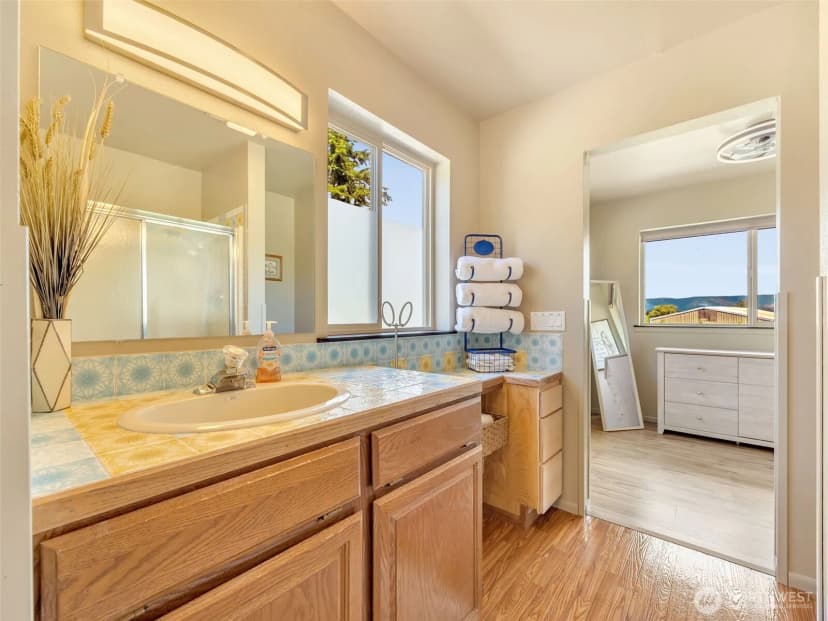 Property photo for 2902 Foxglove Lane, Ilwaco photo 17