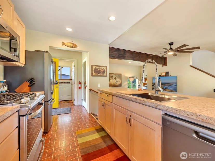Property photo for 2902 Foxglove Lane, Ilwaco photo 6