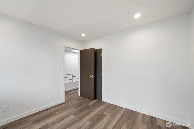 Property photo for 2125 Western Avenue #3, Seattle photo 18