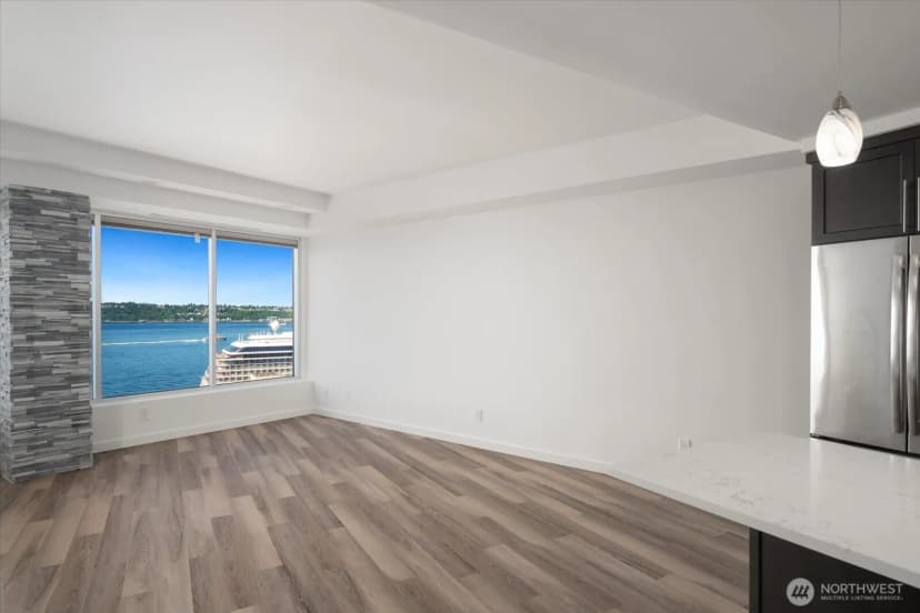 Property photo for 2125 Western Avenue #3, Seattle photo 9