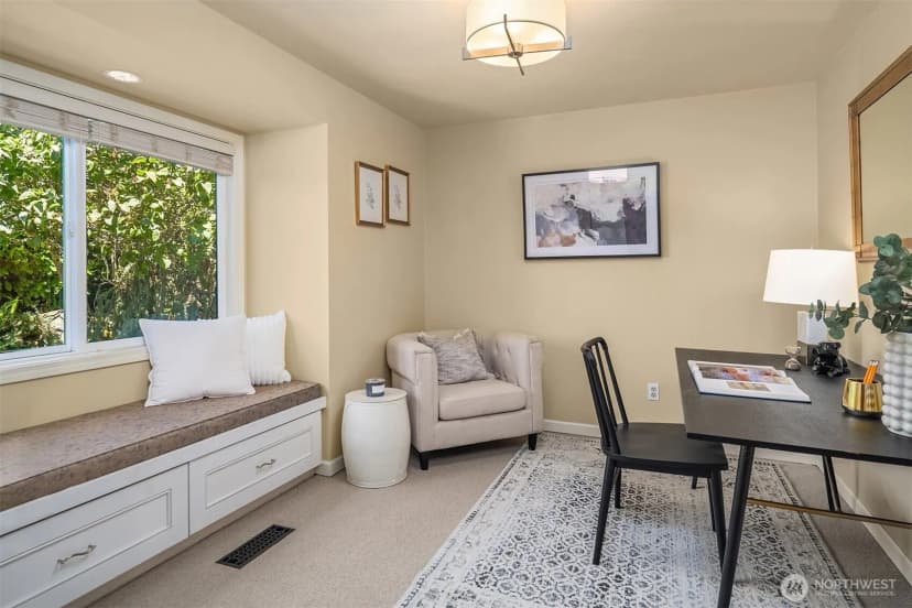 Property photo for 5601 Bradford Street, Seattle photo 18