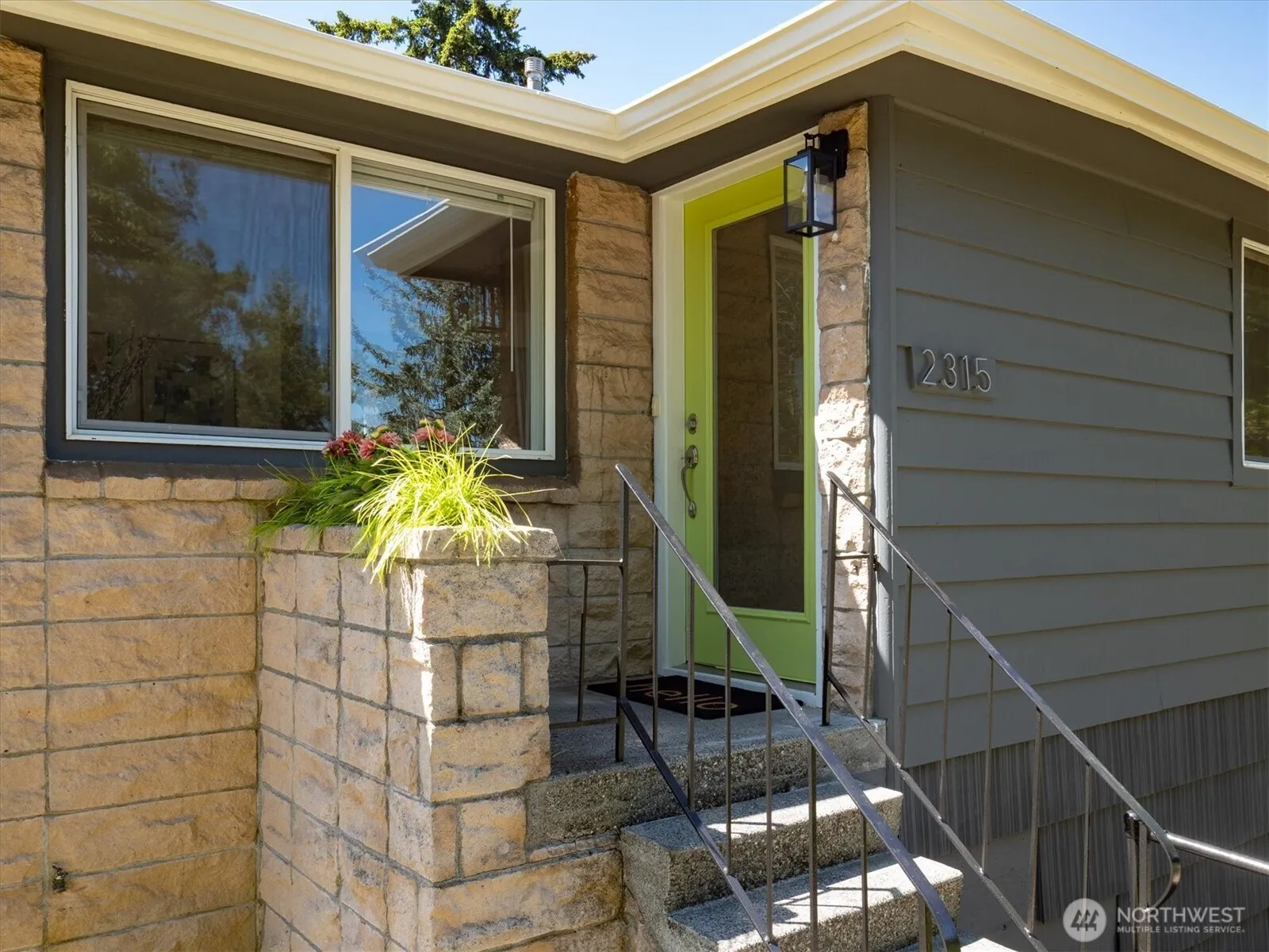 Property photo for 2315 S Bateman Street, Seattle photo 33