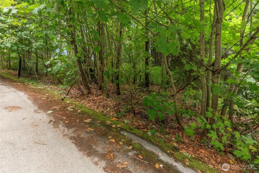Property photo for 1234 Woodinville Duvall Road, Woodinville photo 3