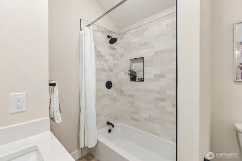 Property photo for 1024 5th Avenue S #a301, Edmonds photo 24